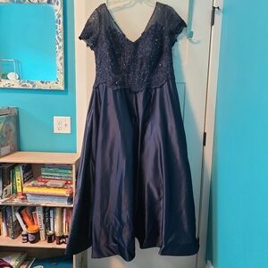 Elegant navy gown with crinoline